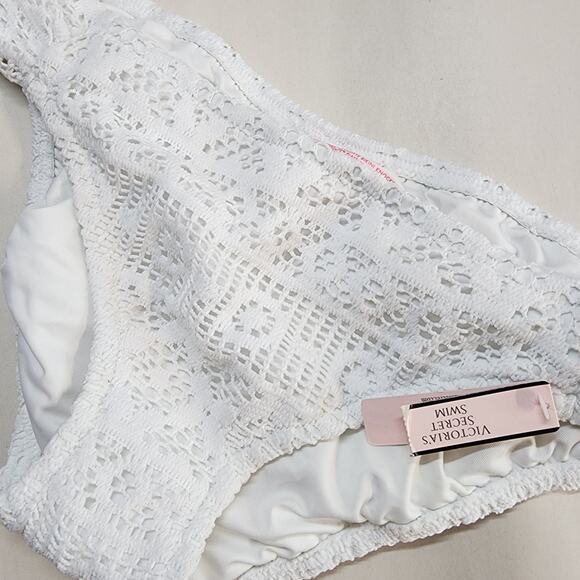 Victoria's Secret White Crochet Bikini Bottom Size L Lined Cali Hipster Beach - Picture 4 of 10